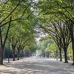 Rue De Grenelle IV By Onefinestay