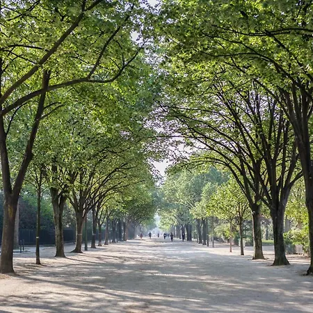 Rue De Grenelle Iv By Onefinestay Paris